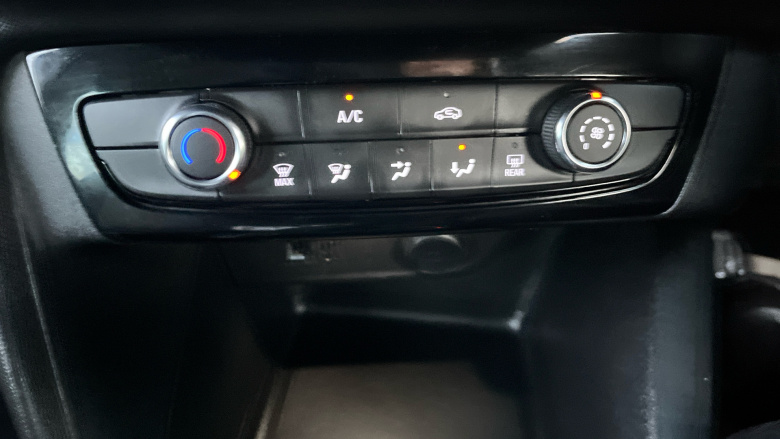 Vauxhall Corsa 1.2 SE 5dr Petrol Hatchback